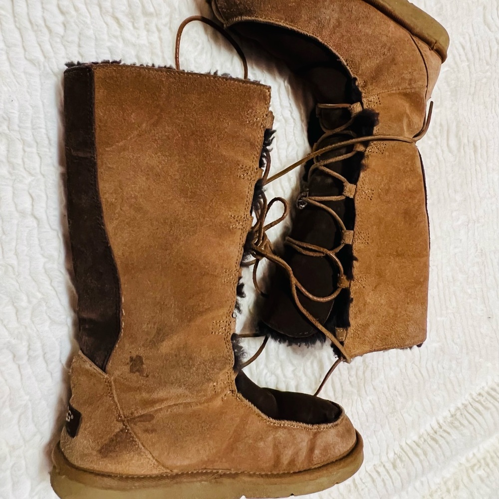 Ugg boots tall size 7